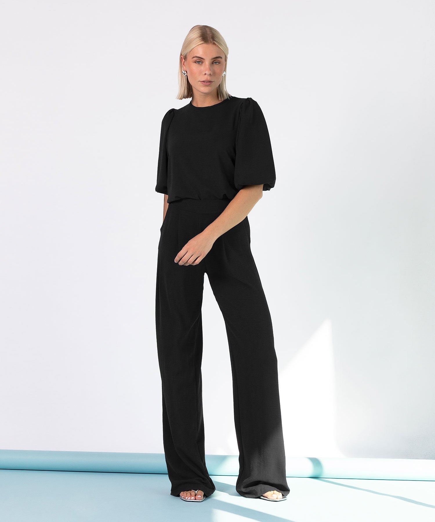 06277-BLACK_35_Julie-pantalon-zwart_0f17ef74-fc02-4dea-a90a-c83242db6ad1.jpg