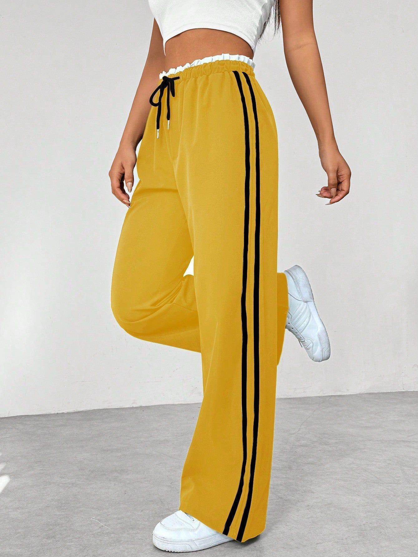 Trend | Pantalon Large Femme Streetwear – Confort, Style & Détails Sportifs