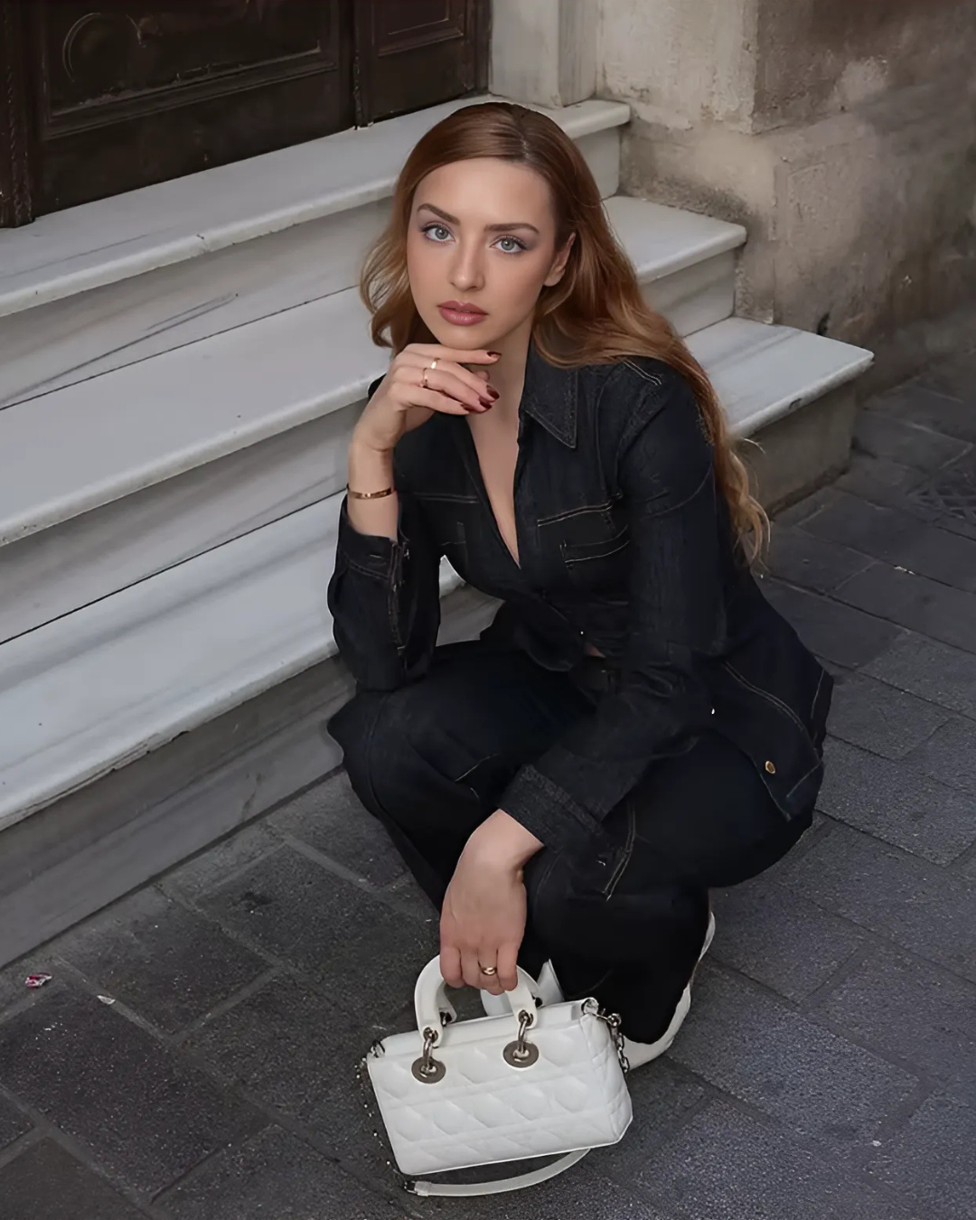 Ensemble Chic en Denim pour Femme – Veste & Pantalon au Design Intemporel