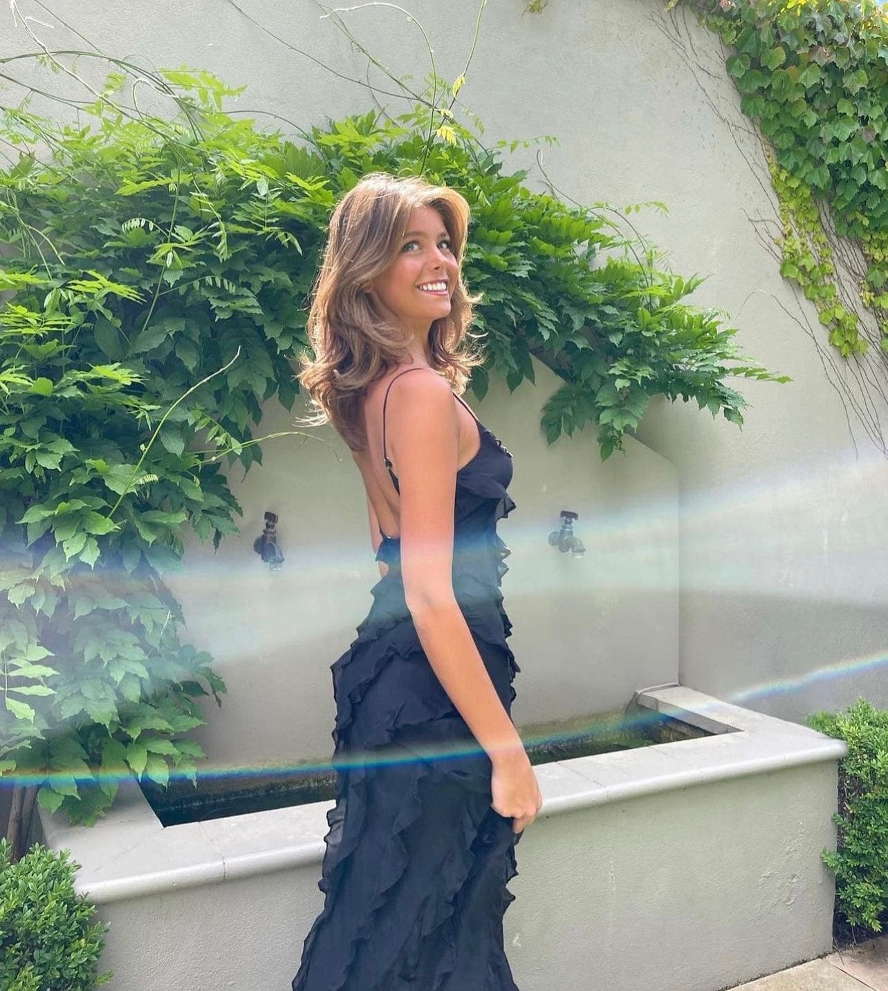 Robe femme à volants – Élégance romantique & style polyvalent