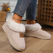 Chaussons femme beige – pantoufles douillettes avec doublure en fausse fourrure & semelle antidérapante