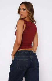 Top femme Wilona en dentelle avec cordon – romantique & moderne