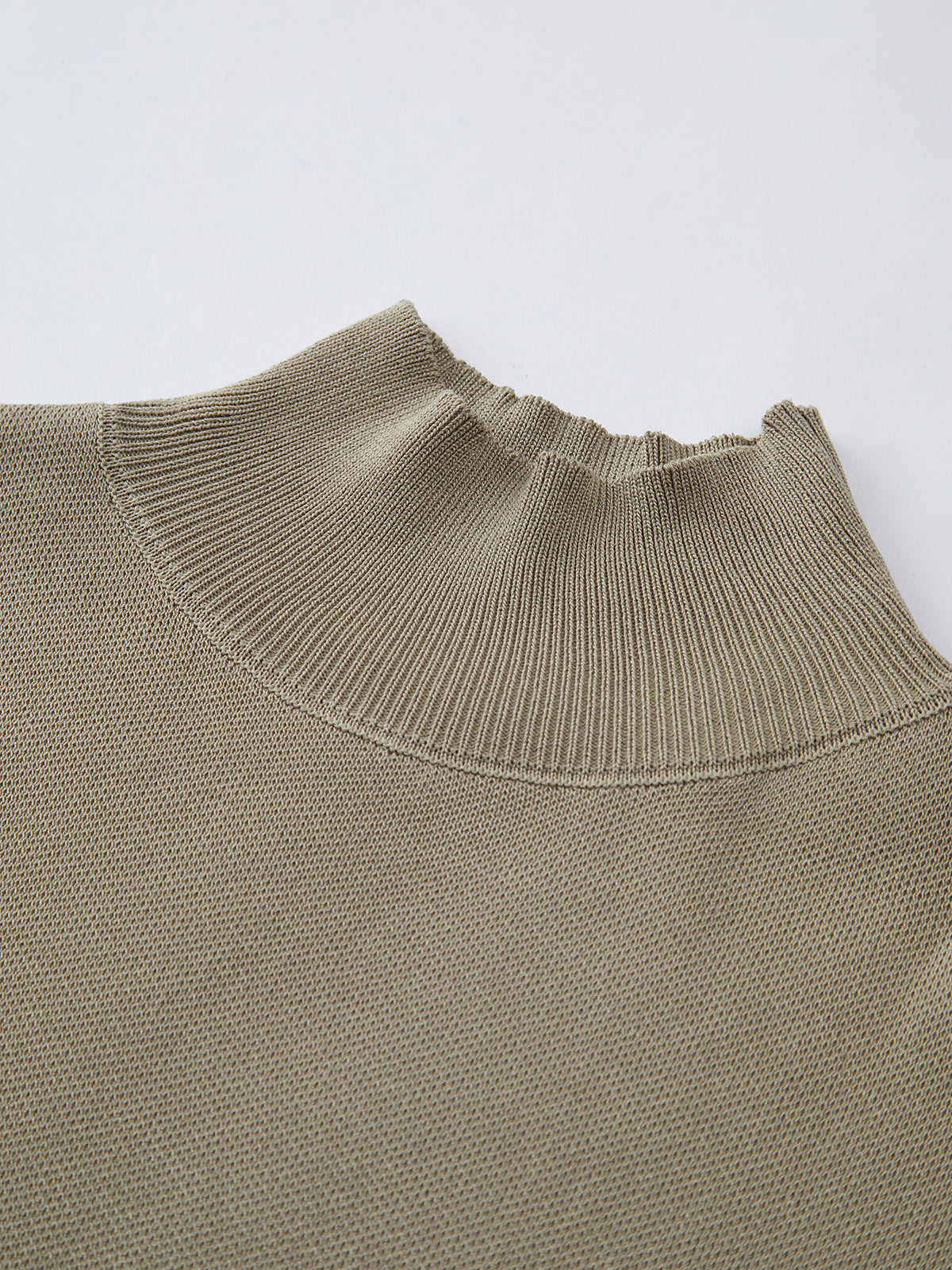 Top sans manches col montant – Base minimaliste tout saisons