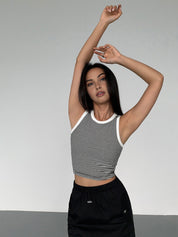 Débardeur court femme à rayures noir et blanc – style sport chic