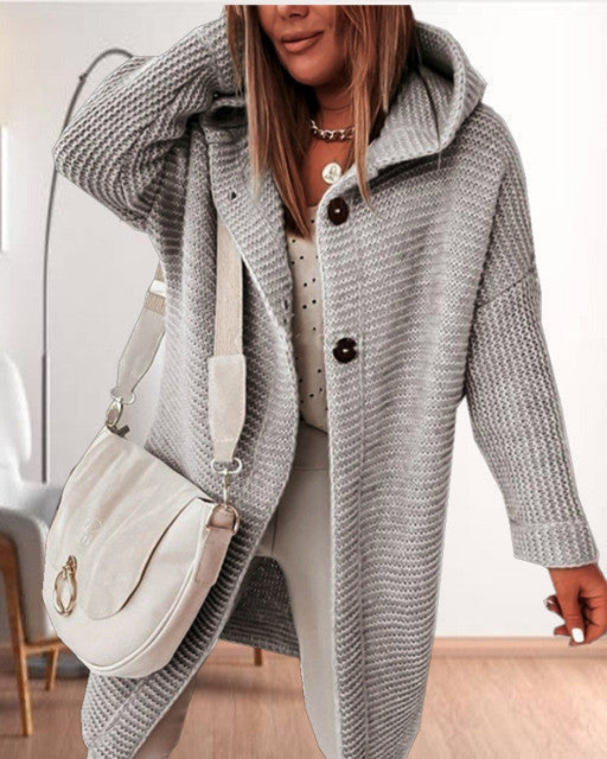 Veste d’hiver femme en maille – Casual avec capuche & fermeture boutonnée