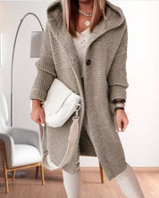 Veste d’hiver femme en maille – Casual avec capuche & fermeture boutonnée