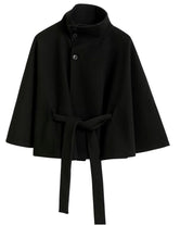 Cape-manteau femme CLARA – cape élégante ceinturée à col montant