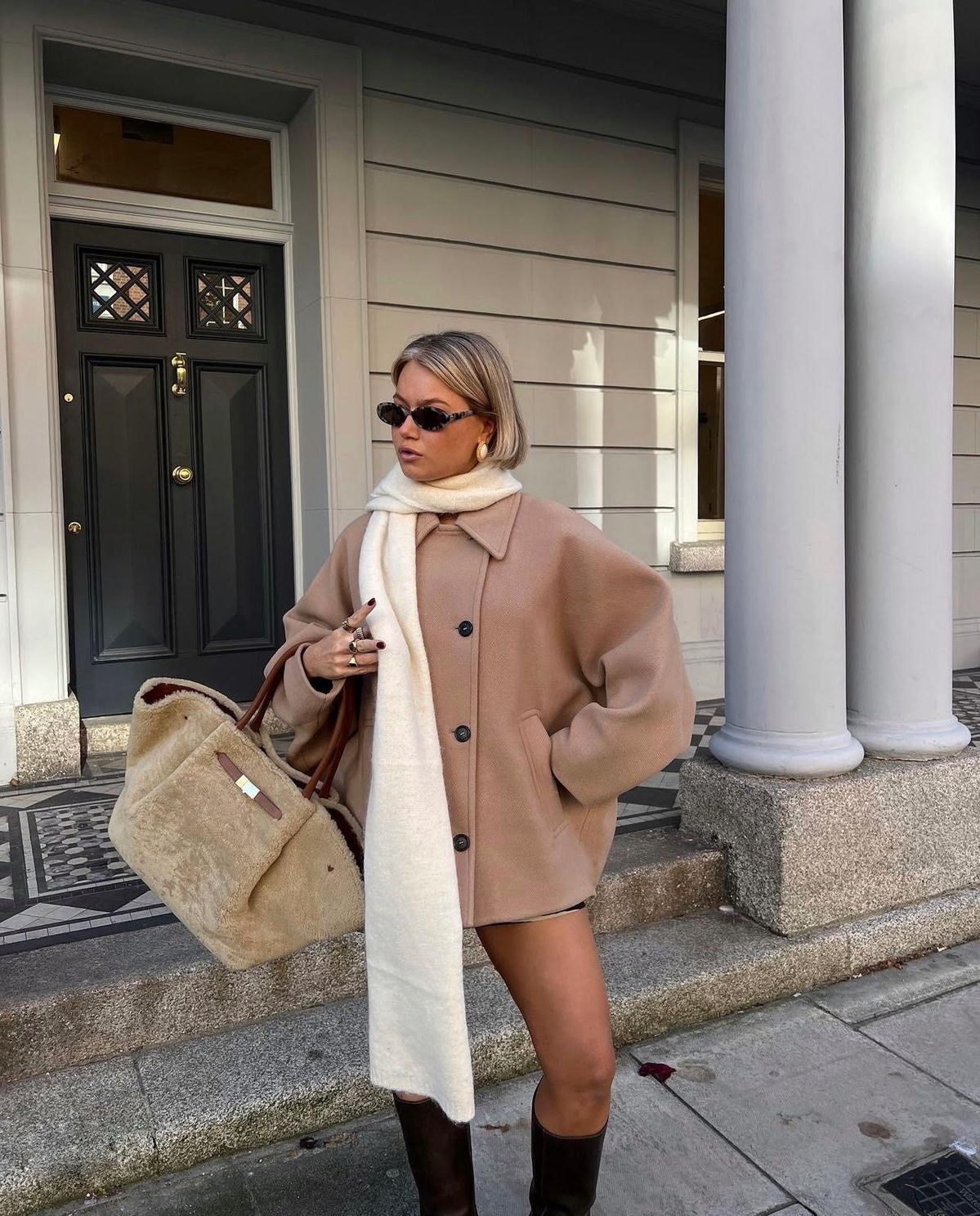 Trench court en laine oversize « Olive » femme — manteau beige chaud mode