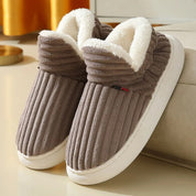 Chaussons femme CozyCuddle – pantoufles chaudes sherpa avec semelle antidérapante