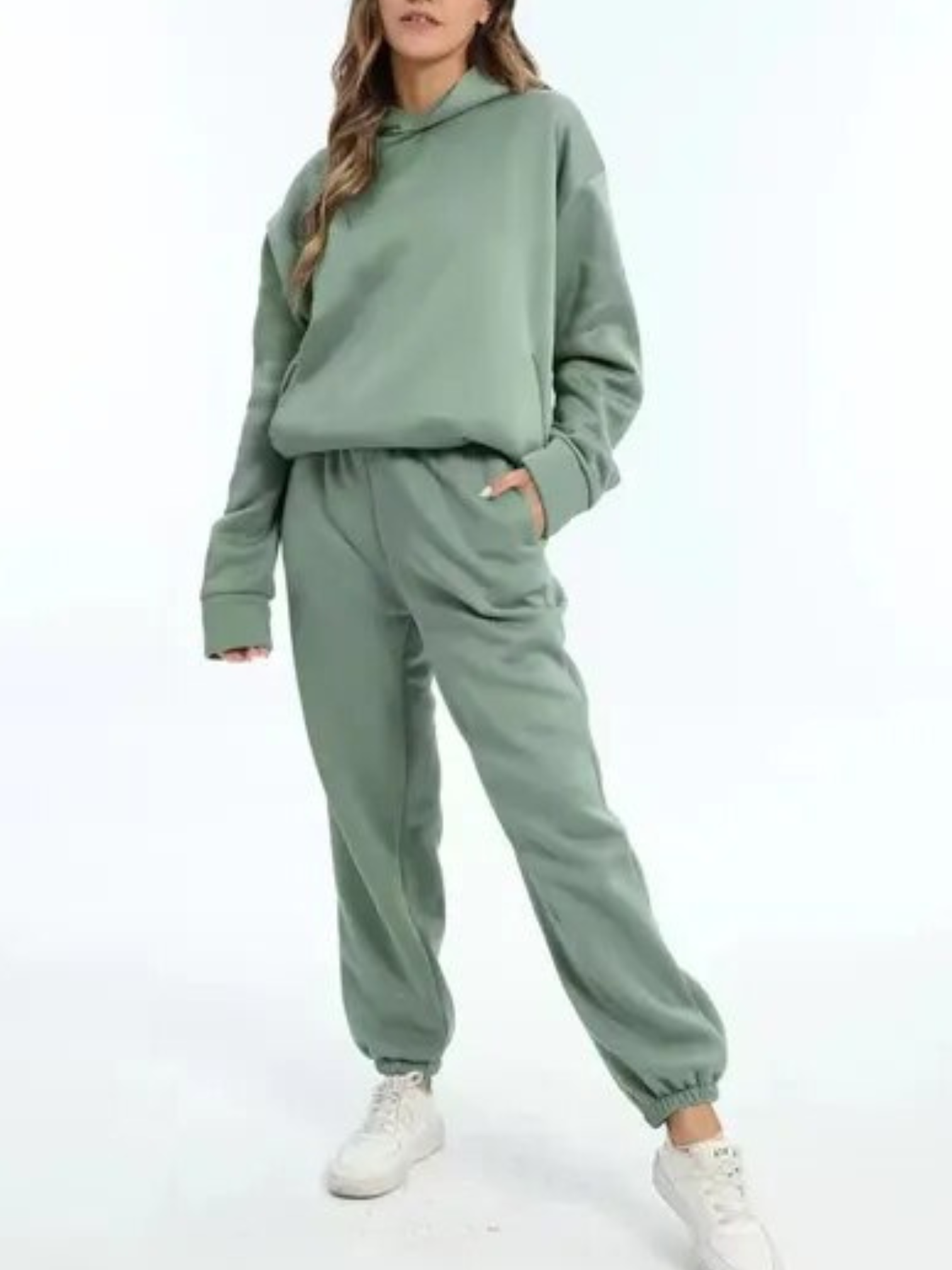Ensemble loungewear femme – Hoodie doux & pantalon jogging confortable