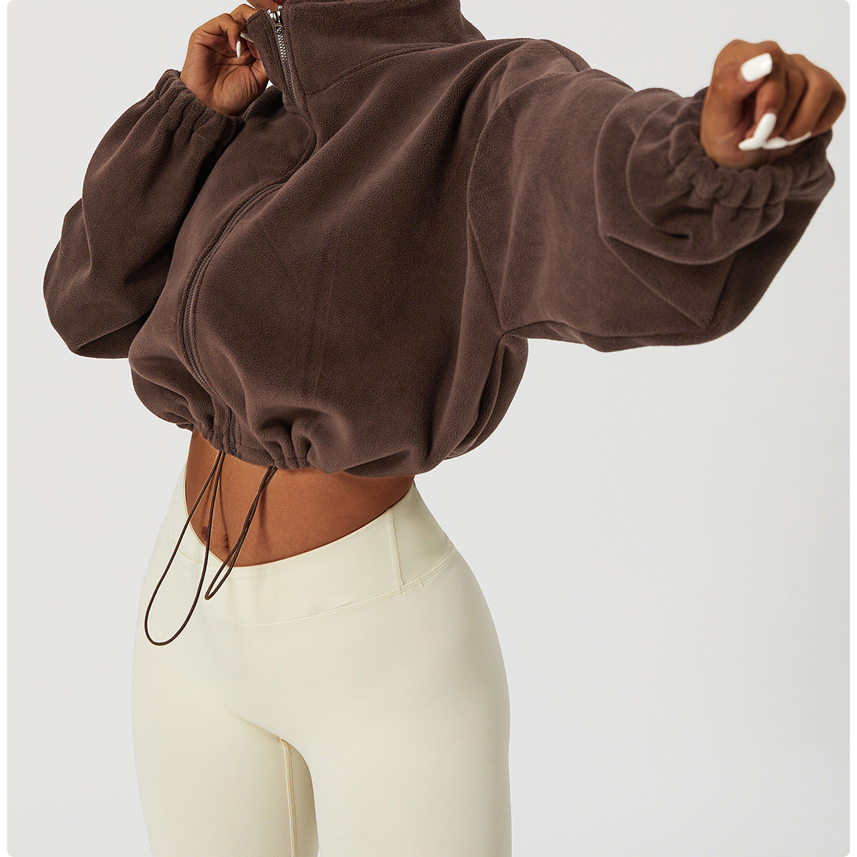 Veste femme cropped en polaire – Coupe ample avec col montant et cordon ajustable