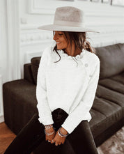 Pull laine mélangée femme — col volanté & détails boutonnés