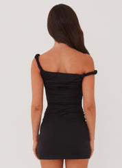 Robe mini noire asymétrique femme – détail noué & coupe élégante