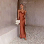 robe longue satin Elara — dos nu & col bénitier élégants