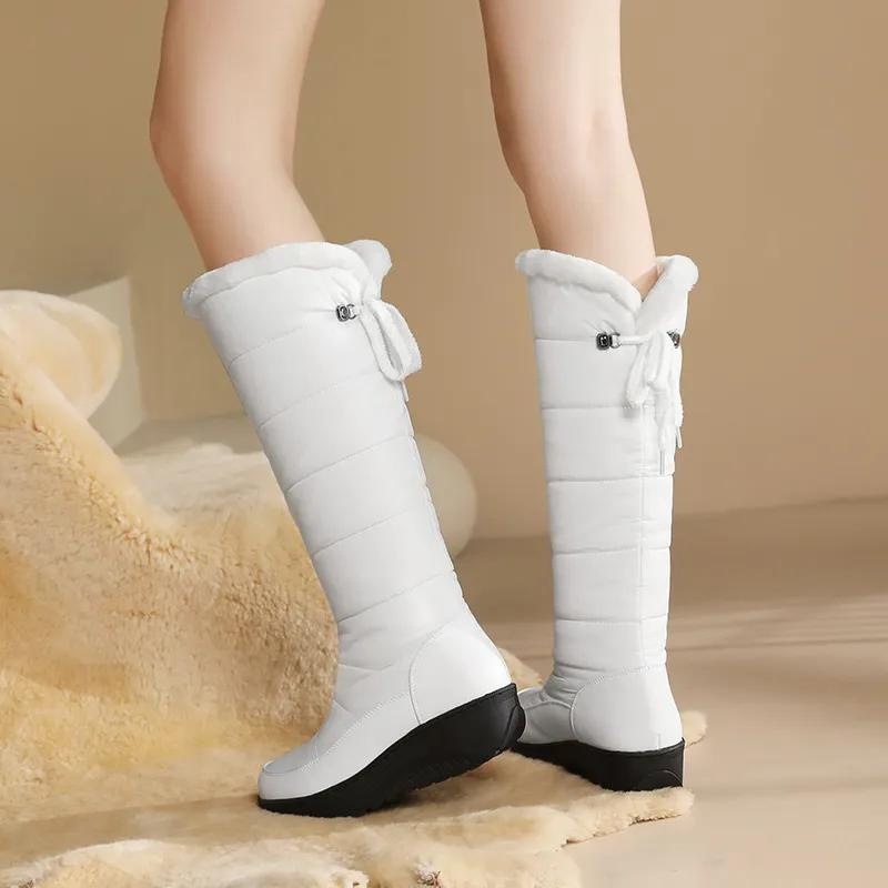 Bottes d’hiver femme hauteur genou avec fourrure – chaleur & style neige