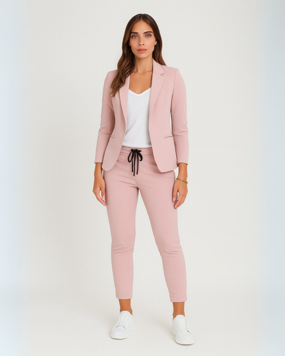 Ensemble blazer femme en tissu stretch – Élégance et confort toutes saisons