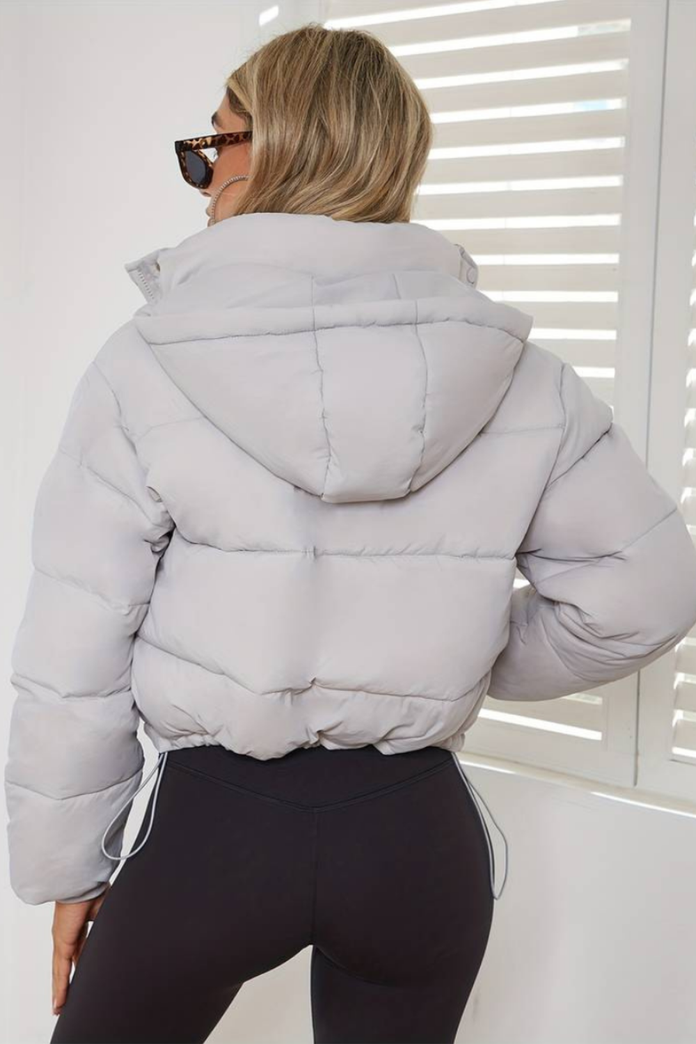 Veste femme Amara cintrée à plis – élégante et confortable