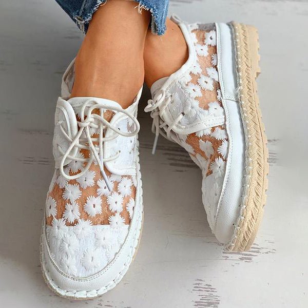 Chaussures casual femmes — low lace brodées florales légères & élégantes