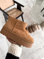Bottes d’Hiver Femme Autumn – Boots Chaudes avec Doublure en Laine Style UGG