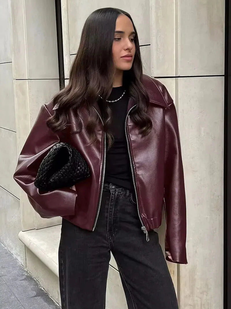 Veste femme Alessia en cuir vegan bordeaux – Élégante avec coupe cintrée