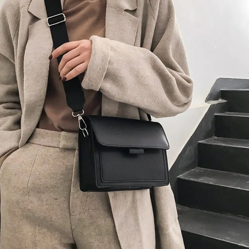 Sac crossbody femme – petit sac PU cuir avec large bandoulière réglable
