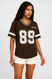 T-Shirt Varsity JUUD Femme – Oversized Sportif à Col V & Print