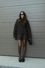 Ensemble Femme Automne-Hiver – Pull Oversize & Jupe Coordonnée Bordeaux