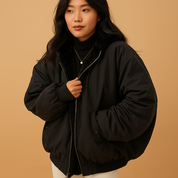 Veste d’hiver courte femme Yara à capuche amovible – chaude & moderne