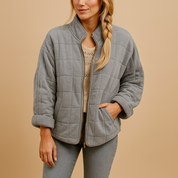 Manteau d’hiver femme léger – coupe cintrée élégante & poches pratiques