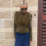 Pull Elena femme à franges & zip avant — style structuré hiver