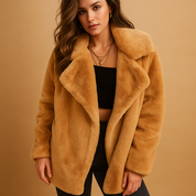 Manteau d’hiver femme Yara en peluche – col à revers & style élégant