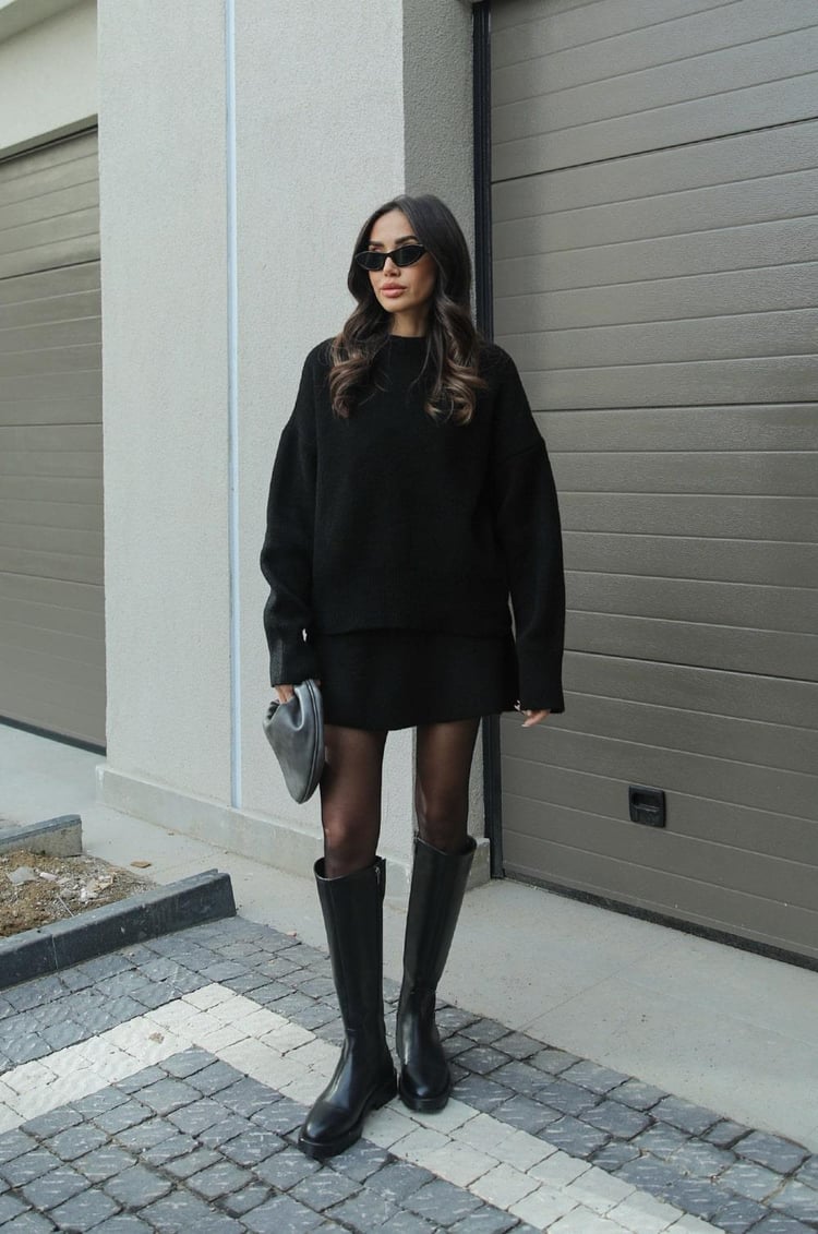 Ensemble Femme Automne-Hiver – Pull Oversize & Jupe Coordonnée Bordeaux