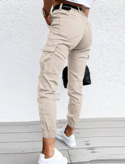 Pantalon cargo femme Sofie – taille haute avec poches latérales & coupe fuselée moderne