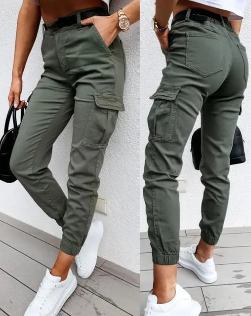 Pantalon cargo femme Sofie – taille haute avec poches latérales & coupe fuselée moderne