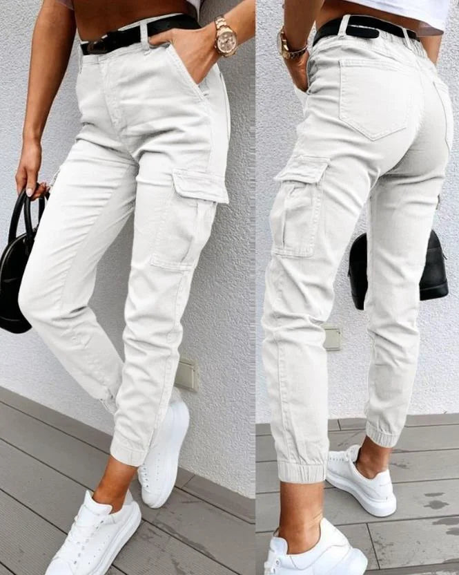 Pantalon cargo femme Sofie – taille haute avec poches latérales & coupe fuselée moderne