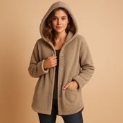 Manteau d’hiver femme Femke – capuche pratique & doublure isolante